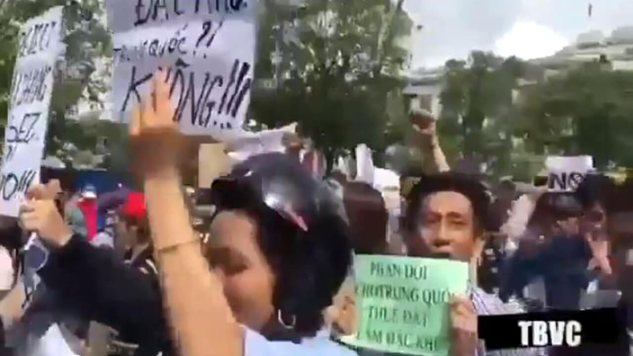 美促越南释放抗议中遭拘捕美国公民