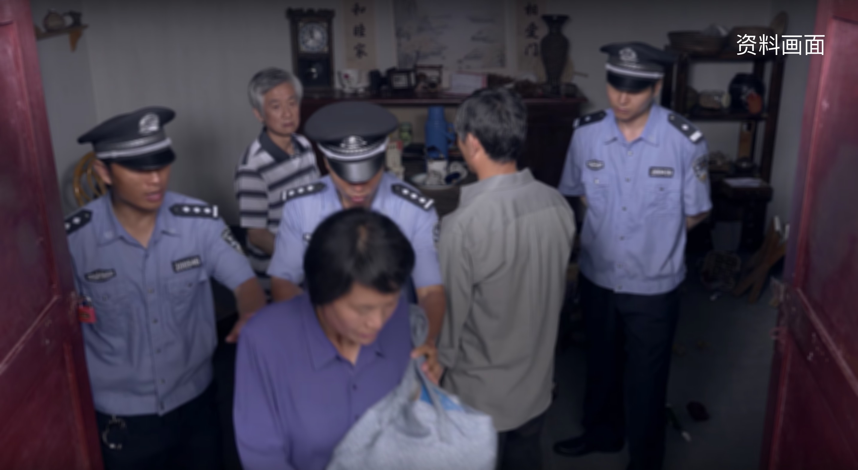 中共警察抓捕基督徒