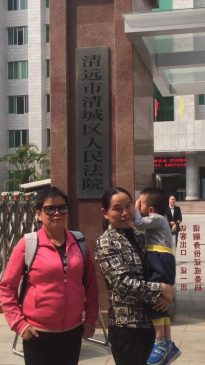 张五洲与张唯楚一直为家人死亡真相奔走,但屡遭打压(受访者独家提供)