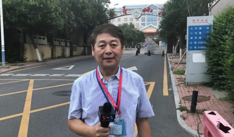 美国务院关注美国之音记者及其助理被拘留 谴责中国践踏人权