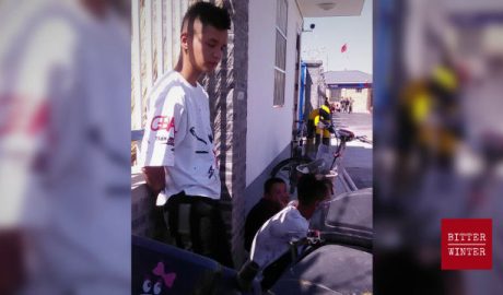 中国：新疆儿童被迫骨肉离散