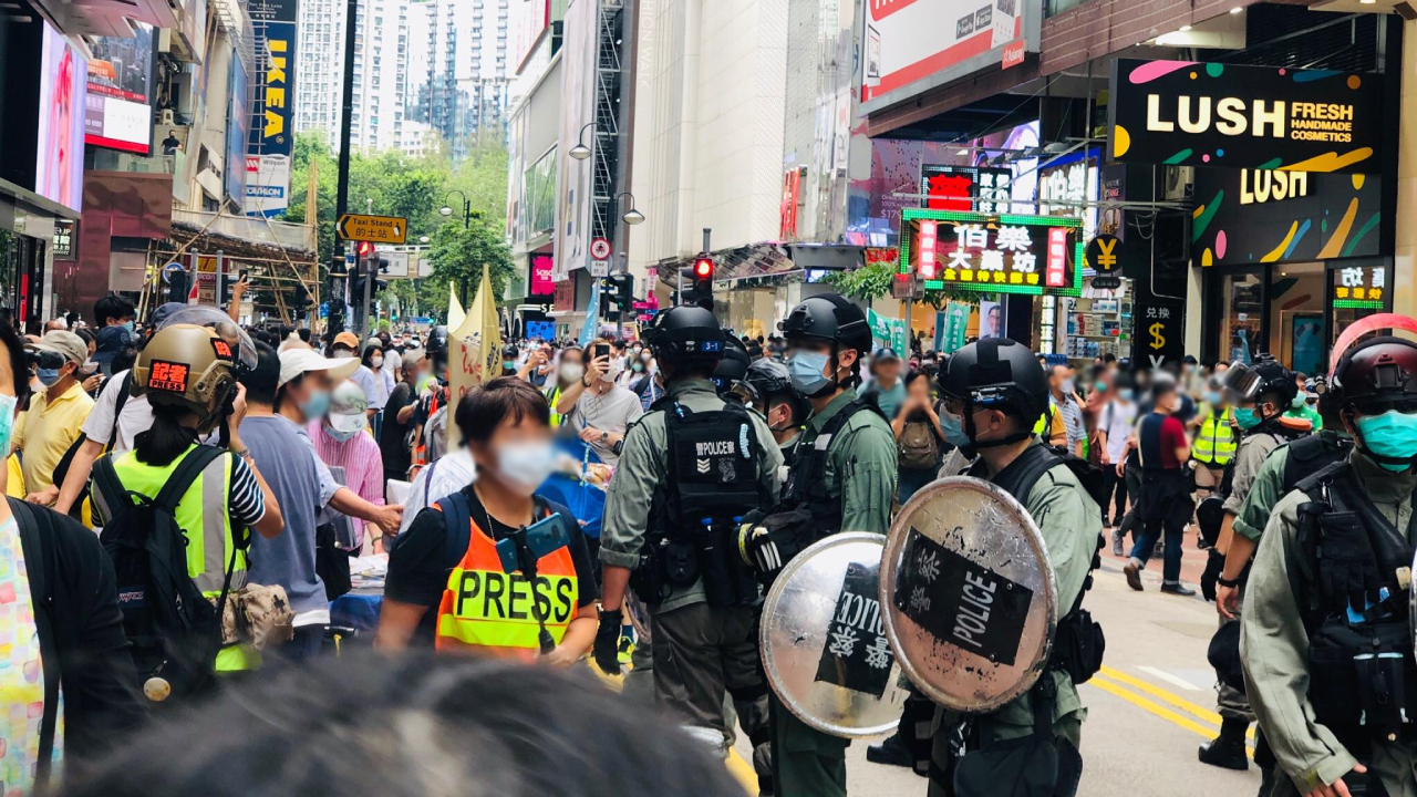 24日香港反恶歌法大游行 